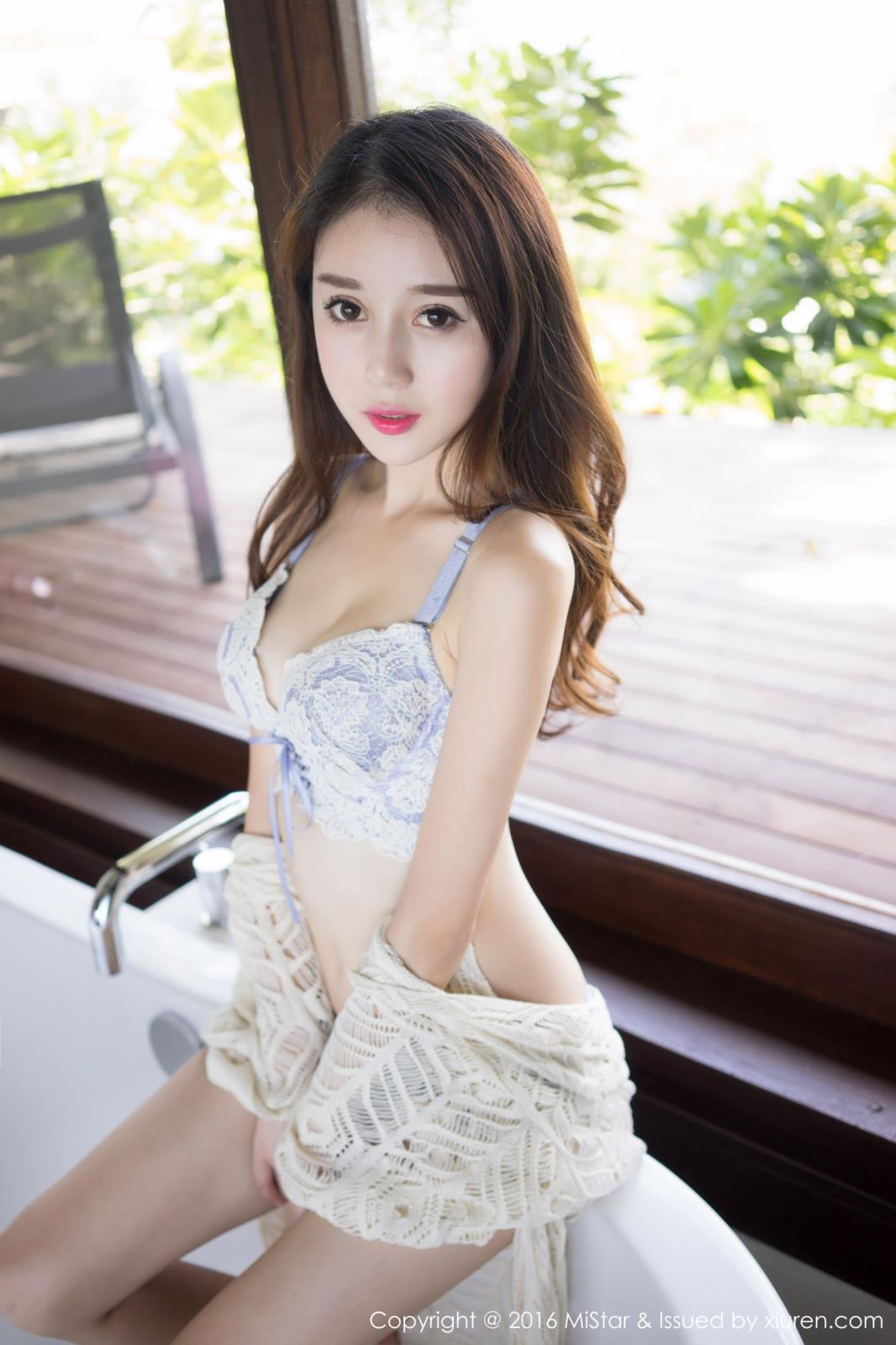 魅妍社赵小米Kitty美胸翘臀内衣诱惑苏梅岛旅拍