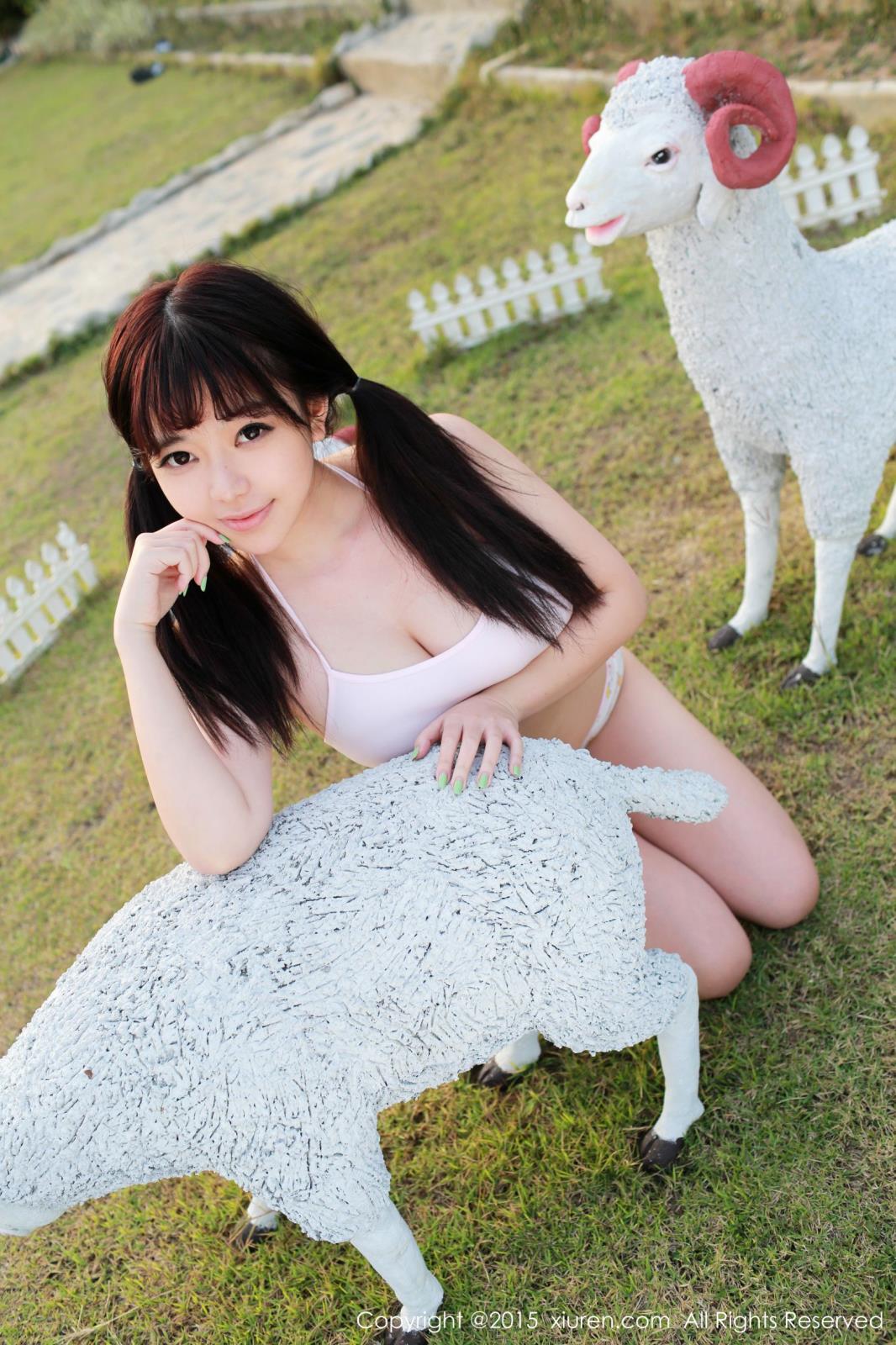 性感美女刘飞儿Faye童颜巨乳修长美腿清迈旅拍