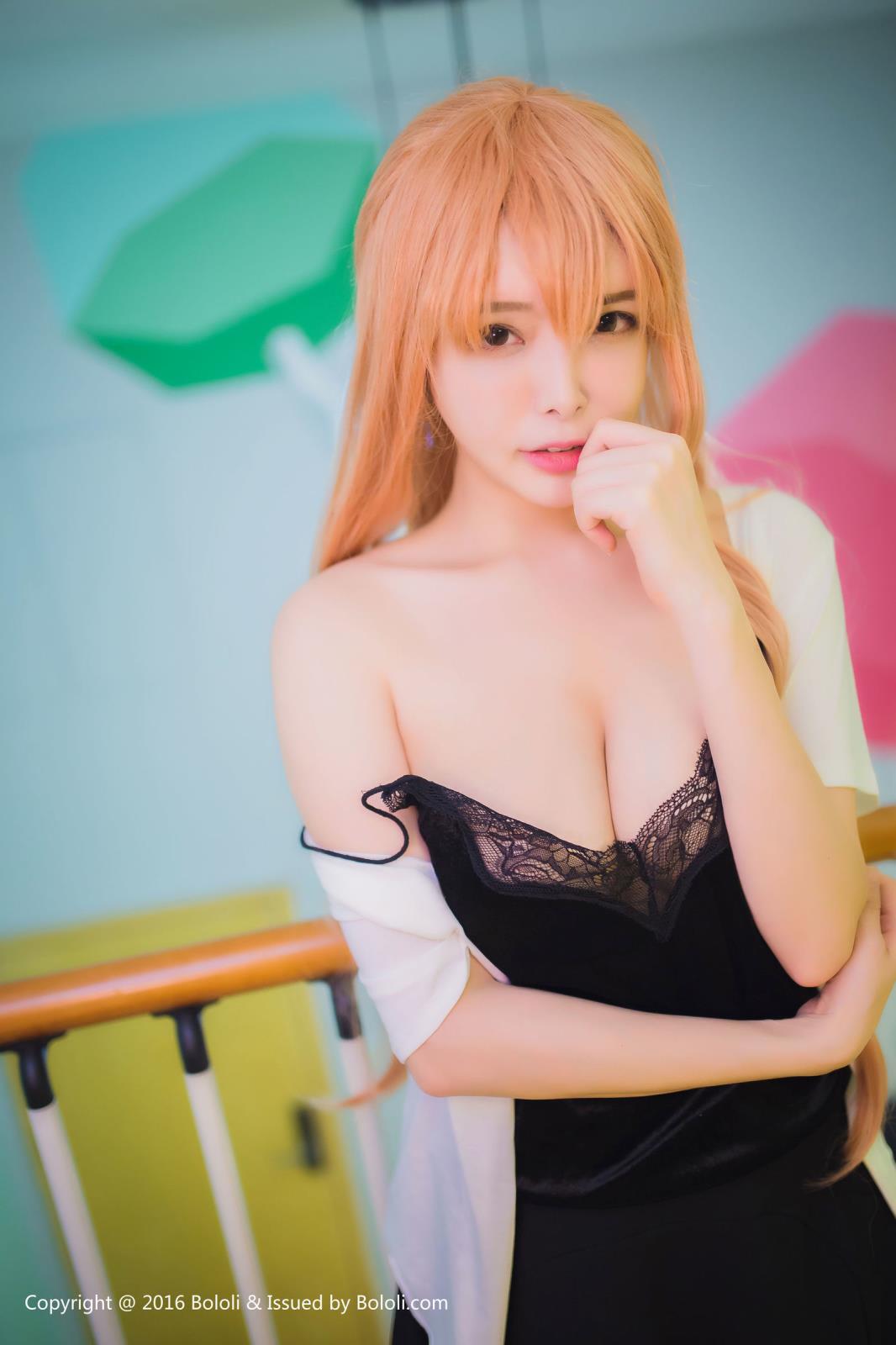 Bololi波萝社模特夏小秋秋秋cosplay人渣的本愿皆川茜