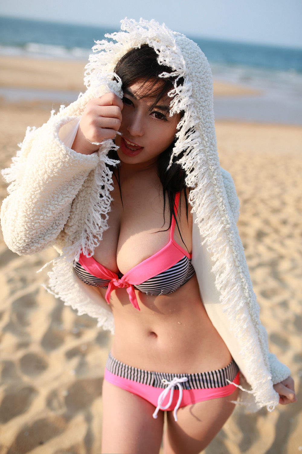 旗袍美女黄可christine坚挺爆乳黑丝美腿内衣诱惑写真