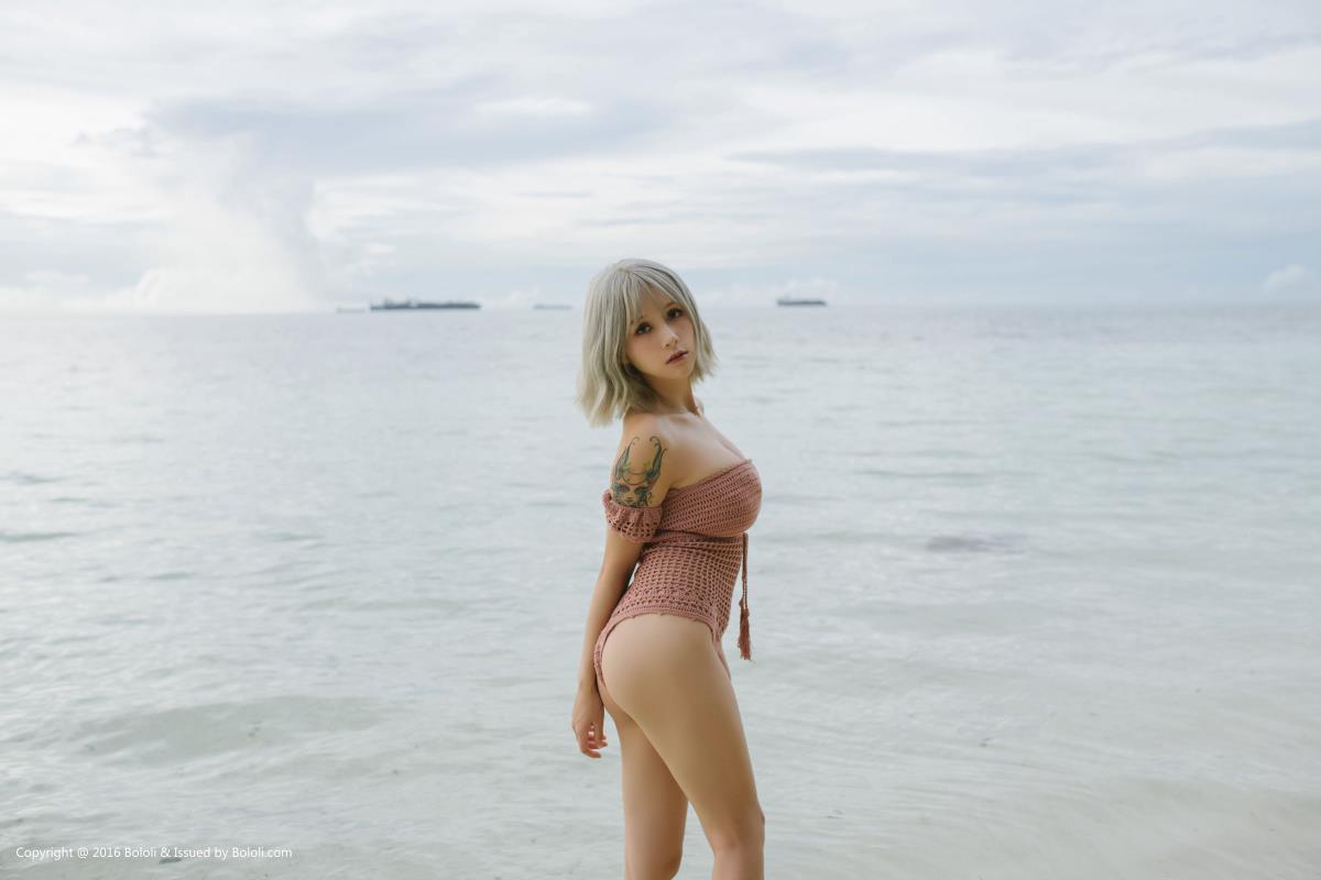[BoLoli波萝社] 性感美女夏美酱连体针织衣波涛胸汹诱人写真