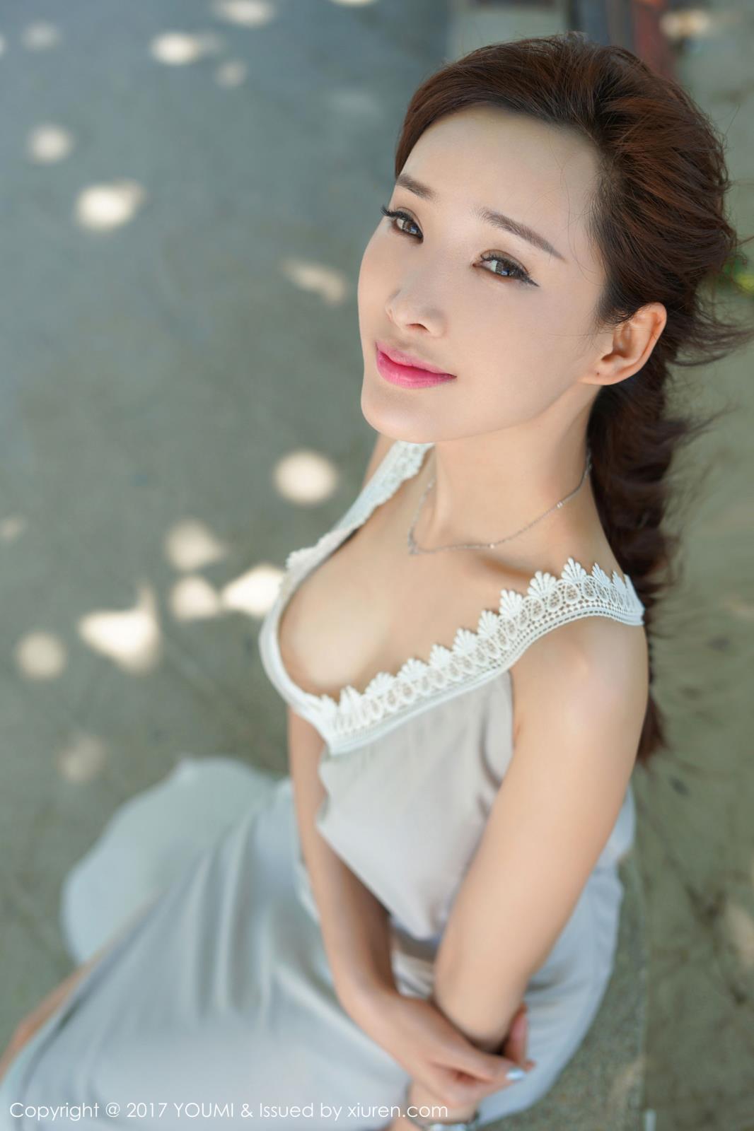 性感女神土肥圆矮挫穷普吉岛长裙爆乳大尺度旅拍