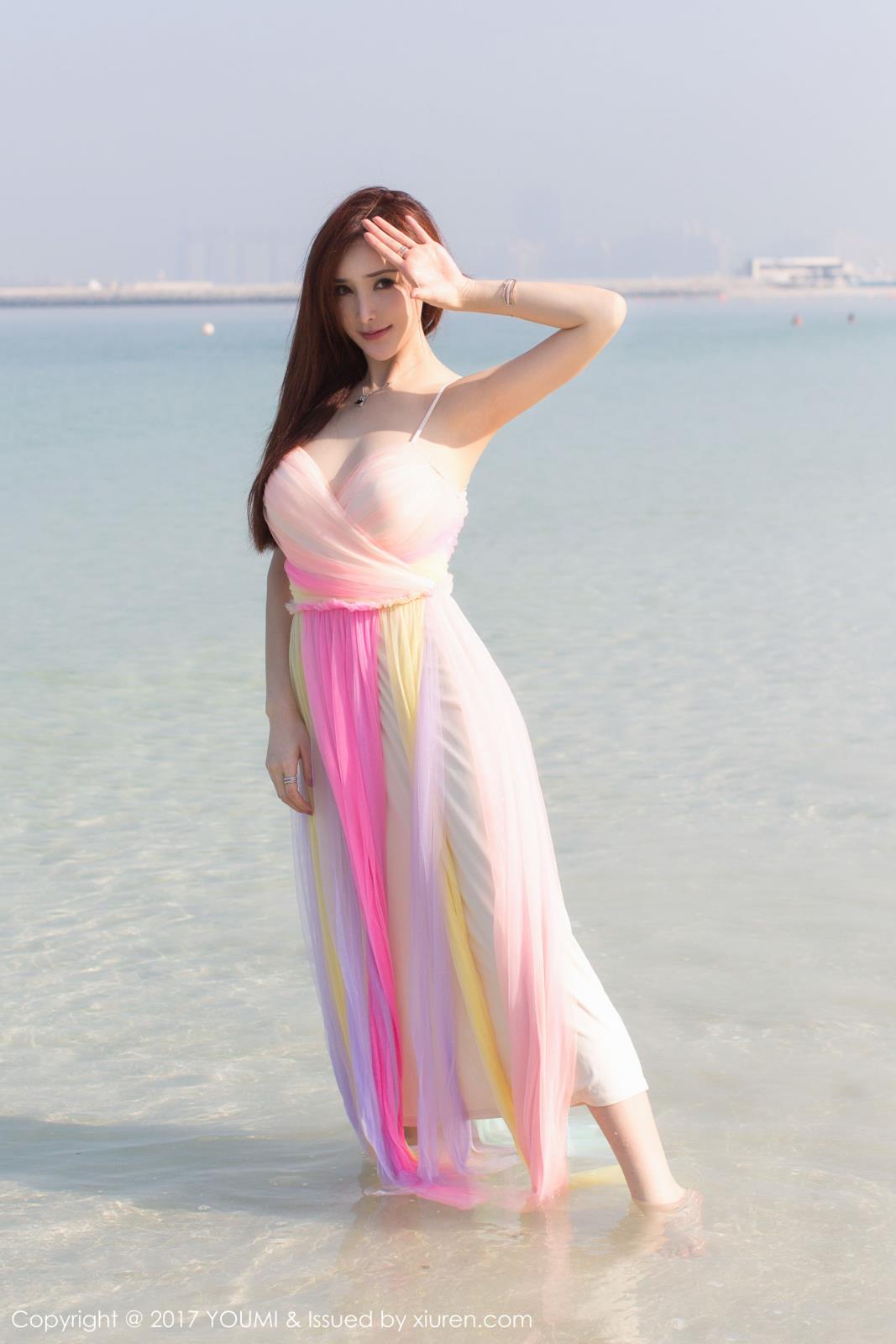 极品美女土肥圆矮挫穷海边清新唯美风迪拜旅拍