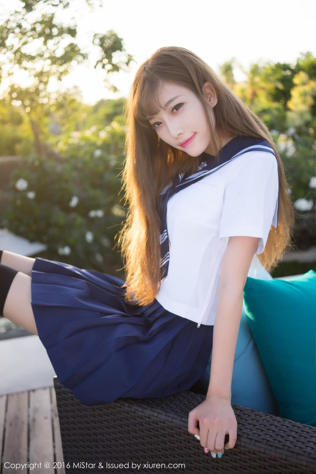 美女模特sugar小甜心CC比基尼学生装制服诱惑苏梅岛旅拍