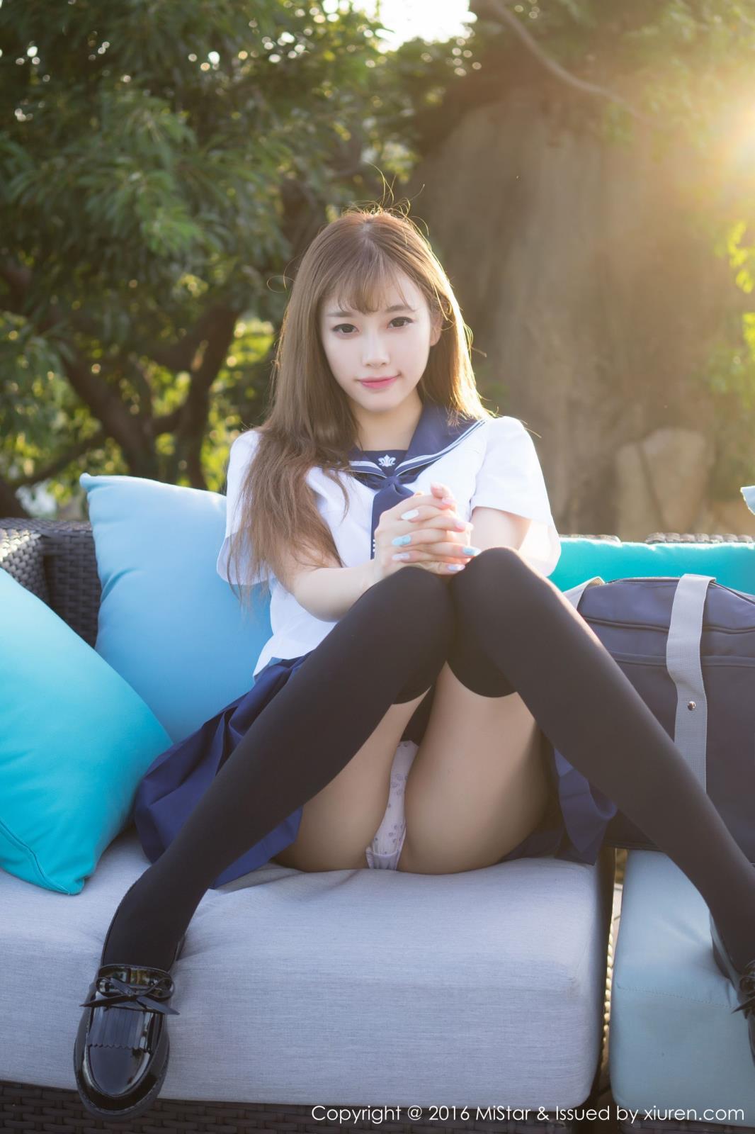 美女模特sugar小甜心CC比基尼学生装制服诱惑苏梅岛旅拍