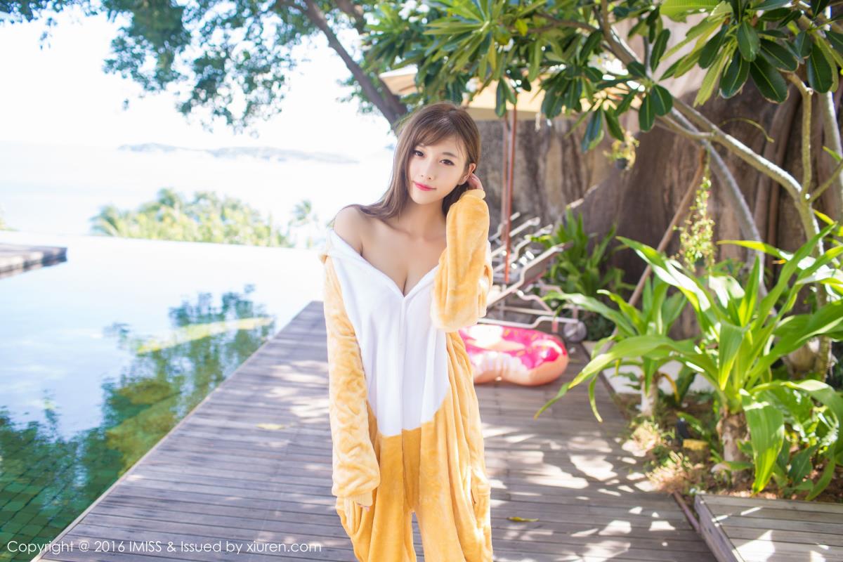 旗袍美女sugar小甜心CC黑丝美腿苏梅岛旅拍