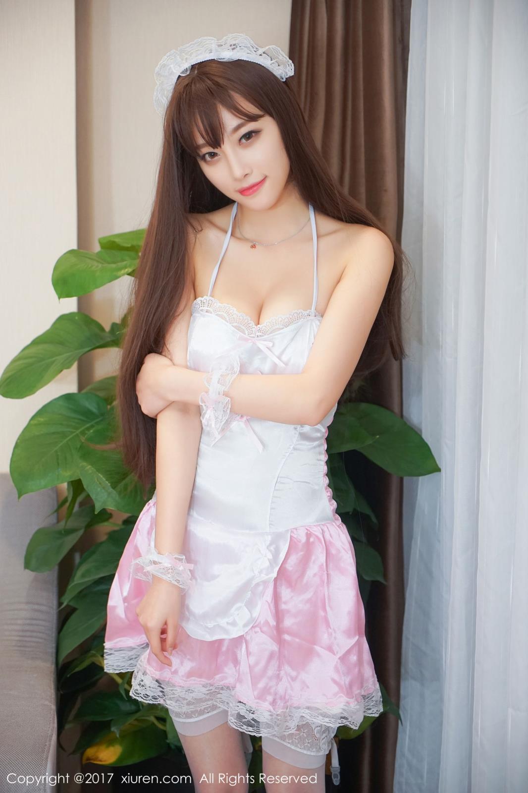宅男女神杨晨晨sugar护士装黑丝美腿制服诱惑写真