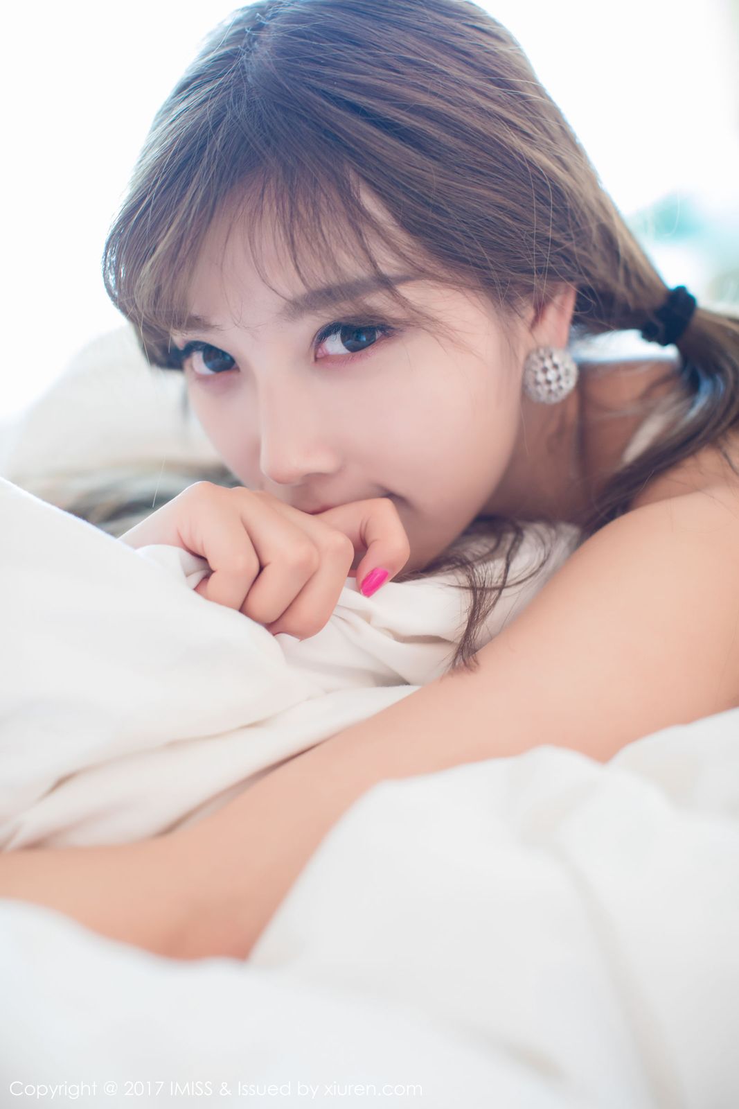 甜美女神杨晨晨sugar比基尼丝袜美腿内衣诱惑塞班岛旅拍