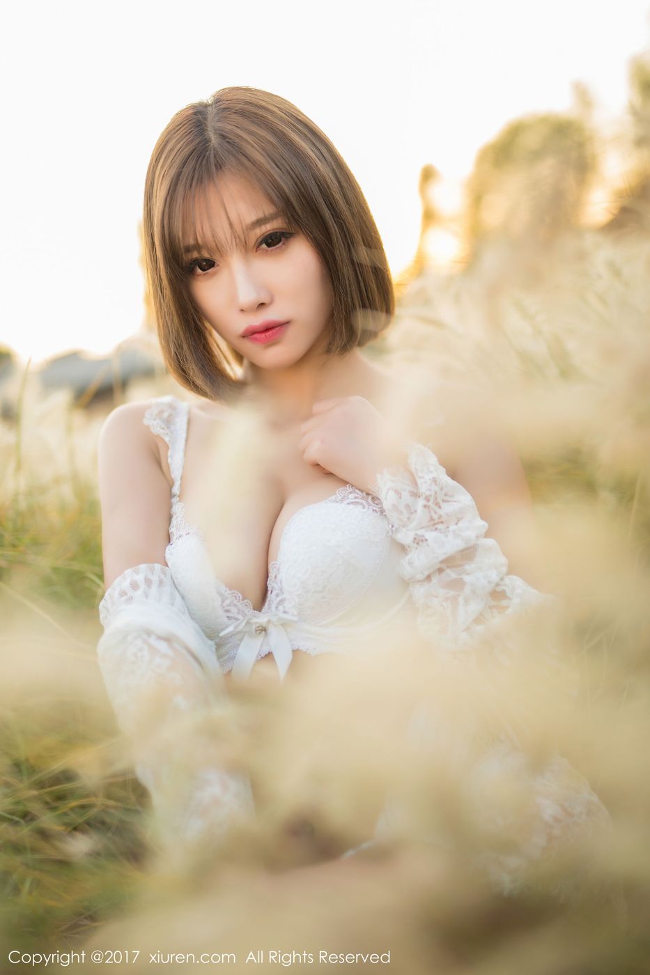 甜美女神杨晨晨sugar性感室外蕾丝内衣写真诱惑