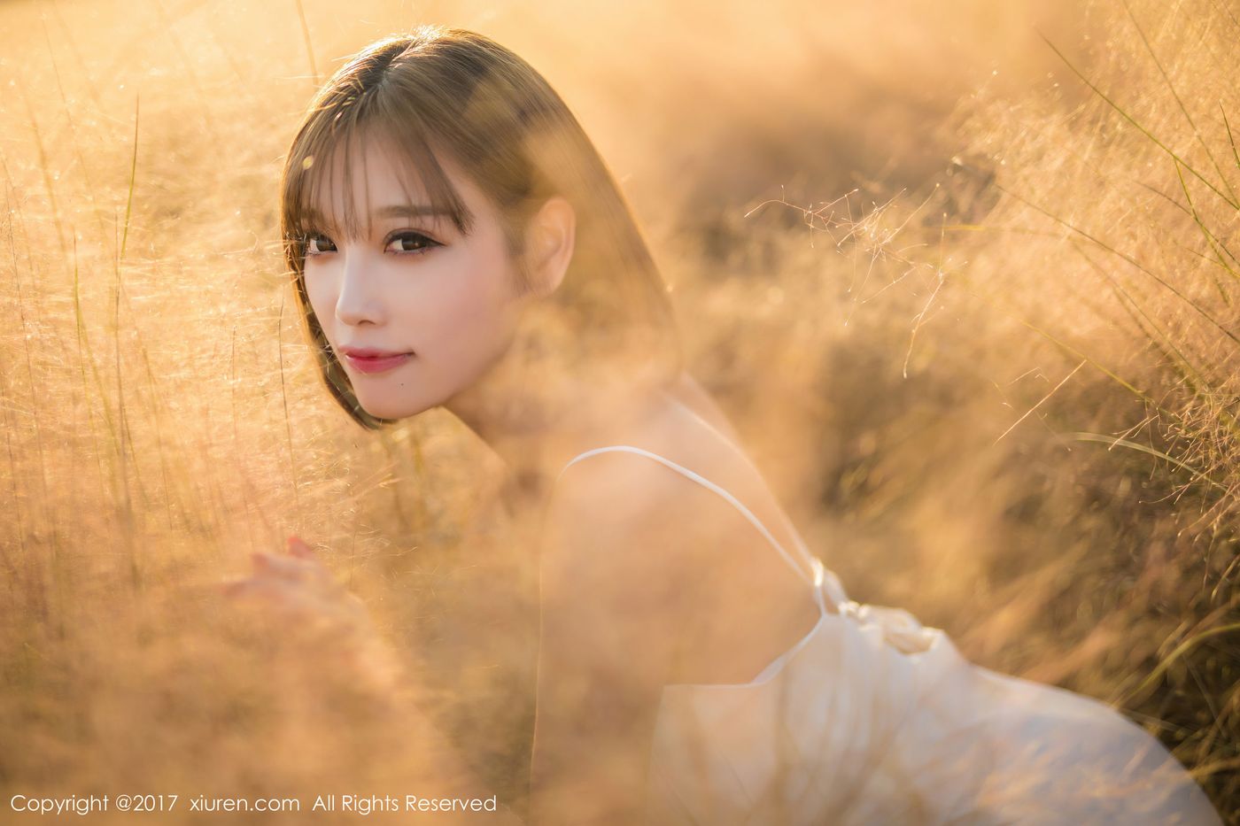 甜美女神杨晨晨sugar性感室外蕾丝内衣写真诱惑
