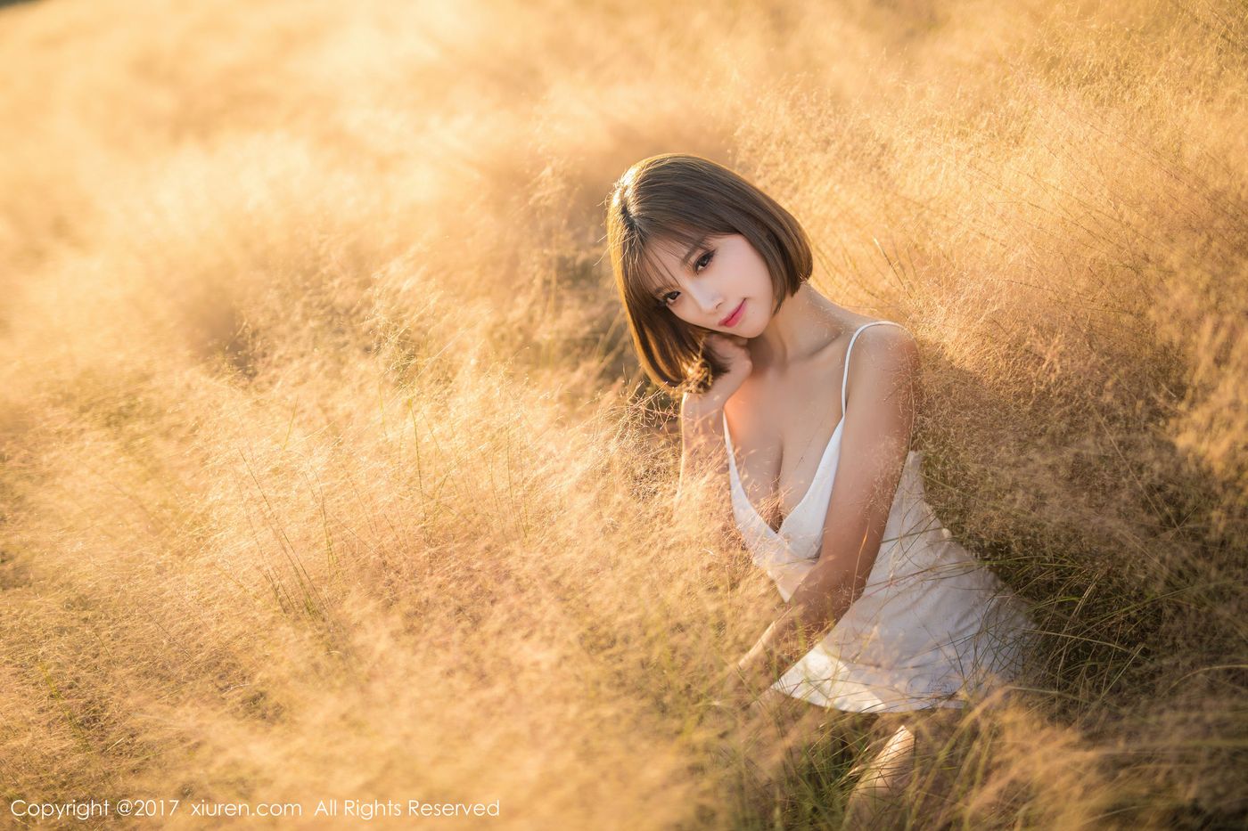 甜美女神杨晨晨sugar性感室外蕾丝内衣写真诱惑