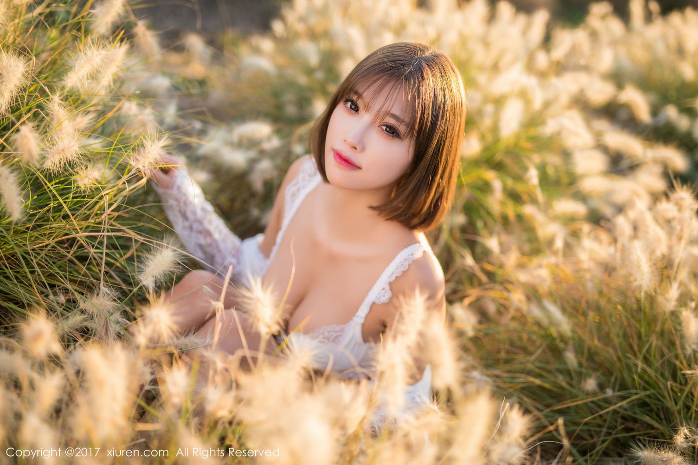 甜美女神杨晨晨sugar性感室外蕾丝内衣写真诱惑