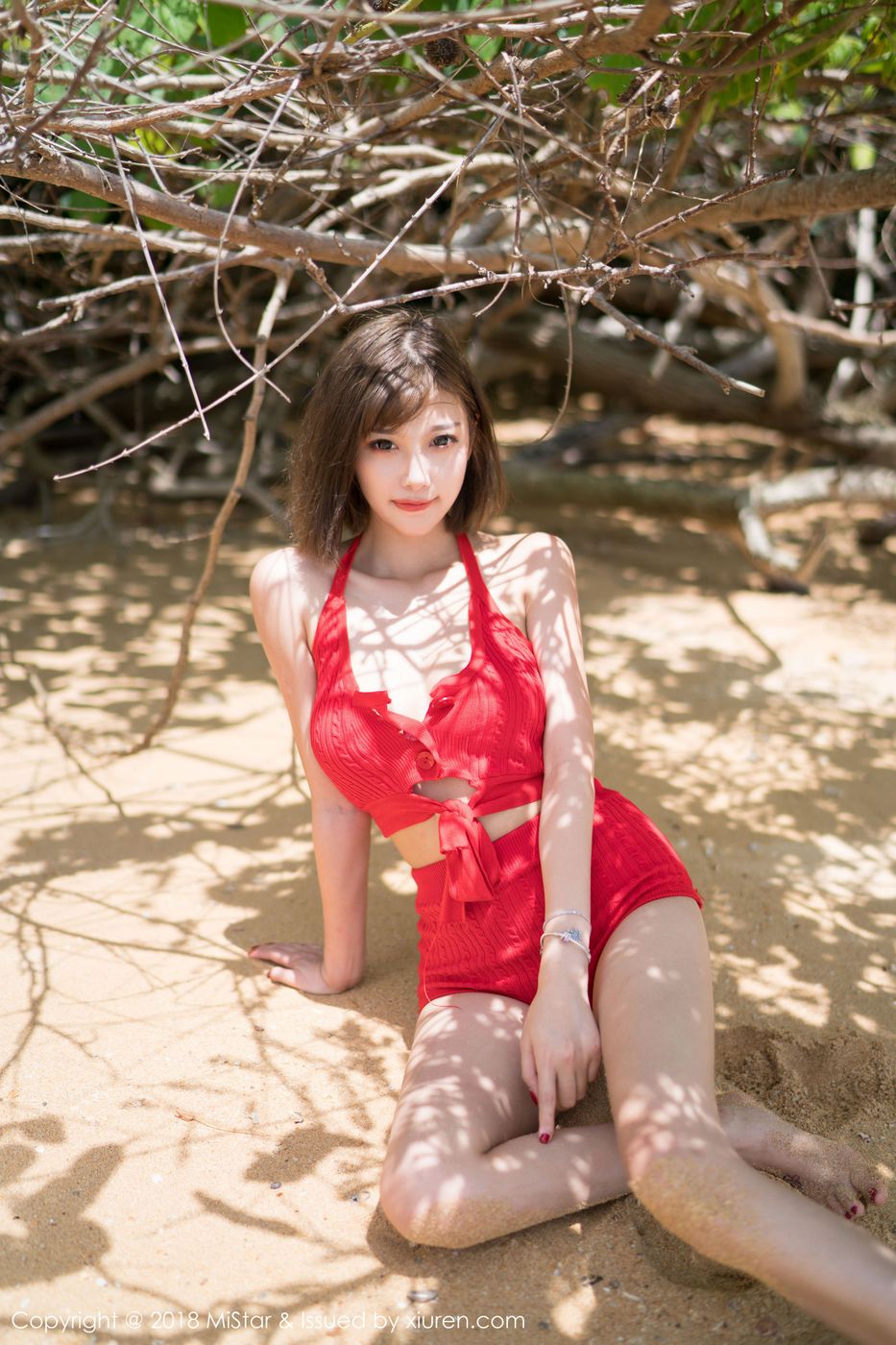 性感女神杨晨晨sugar比基尼湿身诱惑甲米旅拍