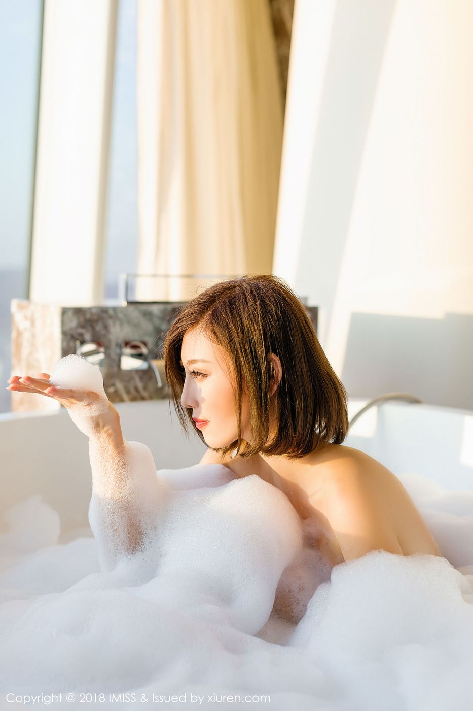 性感女神杨晨晨sugar婚纱黑丝情趣内衣诱惑写真