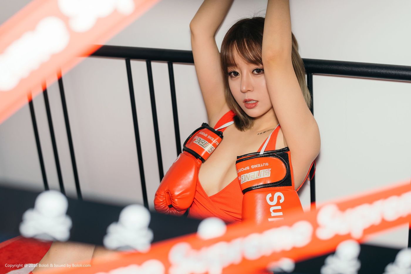 美女模特王雨纯红色诱惑连体衣Superme Vol.133