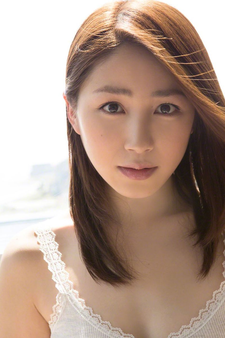日本人气女歌手吉川友比基尼内衣湿身诱惑写真集