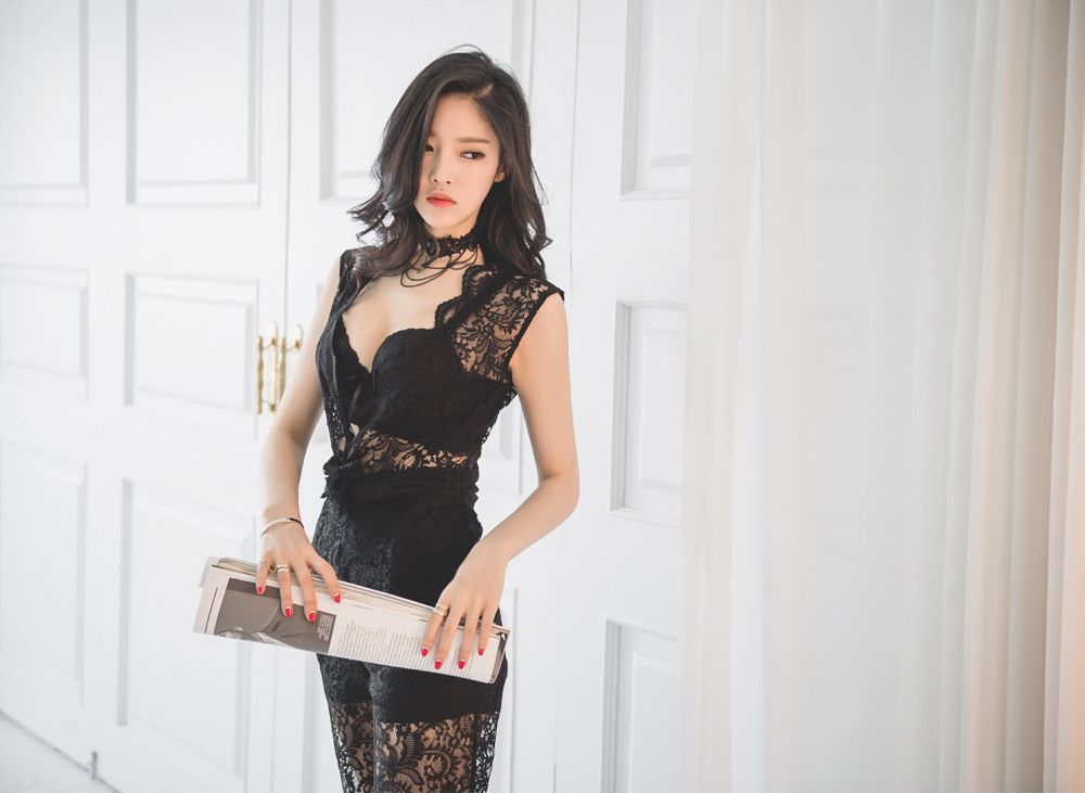 韩国超正人气美女模特朴正允2016年内衣诱惑写真特辑