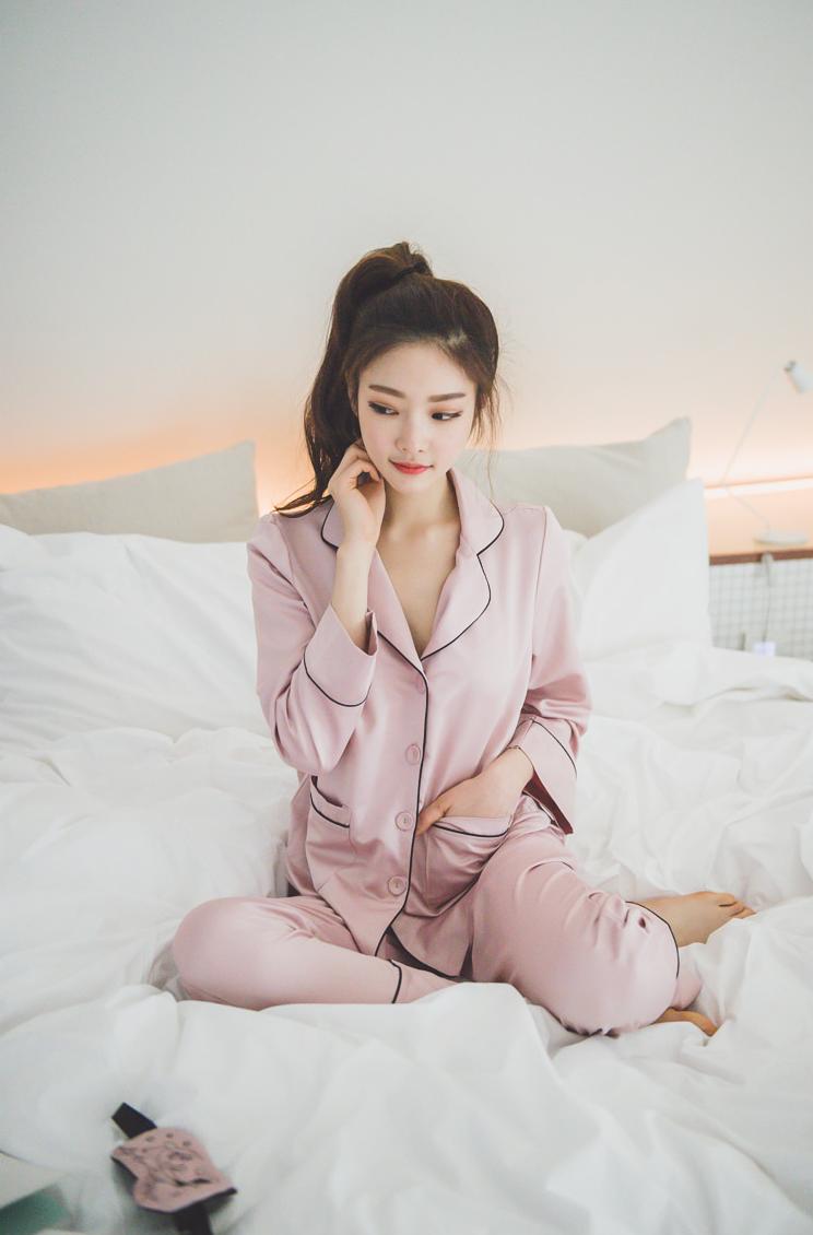 韩国美女模特朴正允2016年休闲服饰婚纱冷艳写真特辑