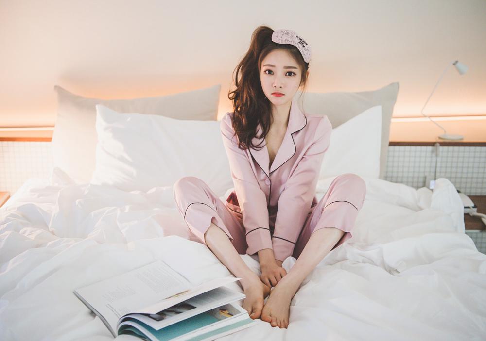 韩国美女模特朴正允2016年休闲服饰婚纱冷艳写真特辑