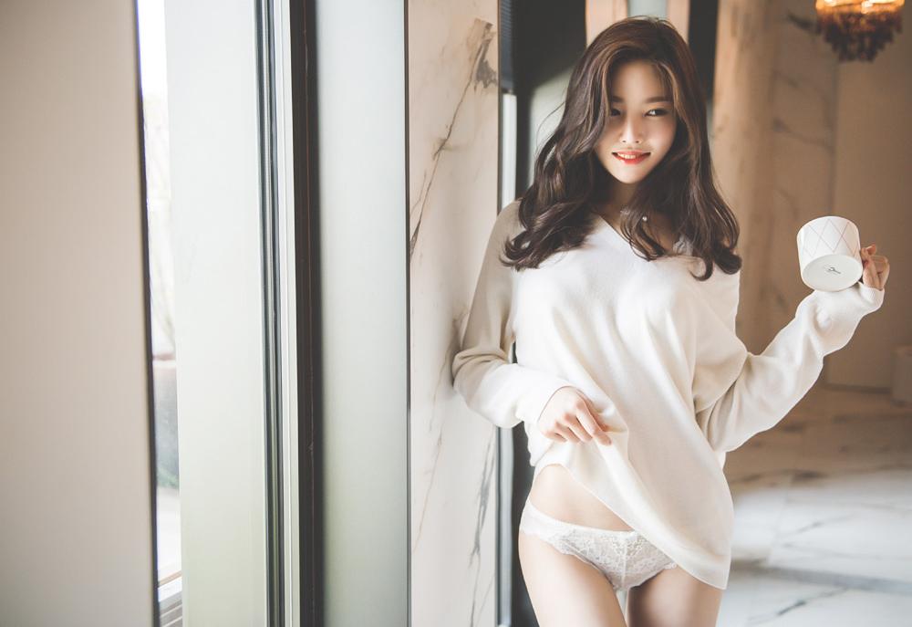 韩国美女模特朴正允2016年休闲服饰婚纱冷艳写真特辑