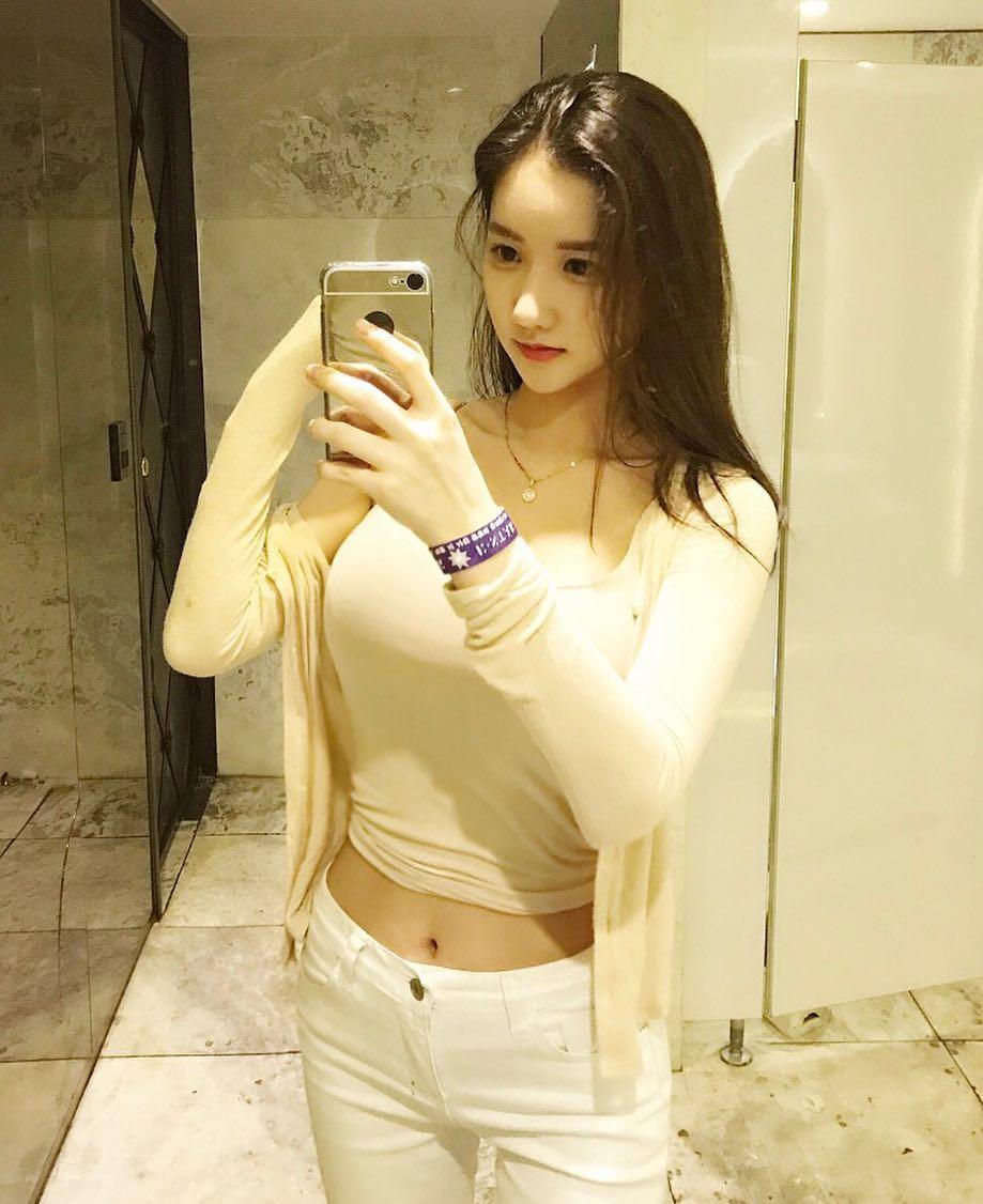 韩国素人正妹美玲元미령원玲珑有致爆乳身材内衣诱惑写真