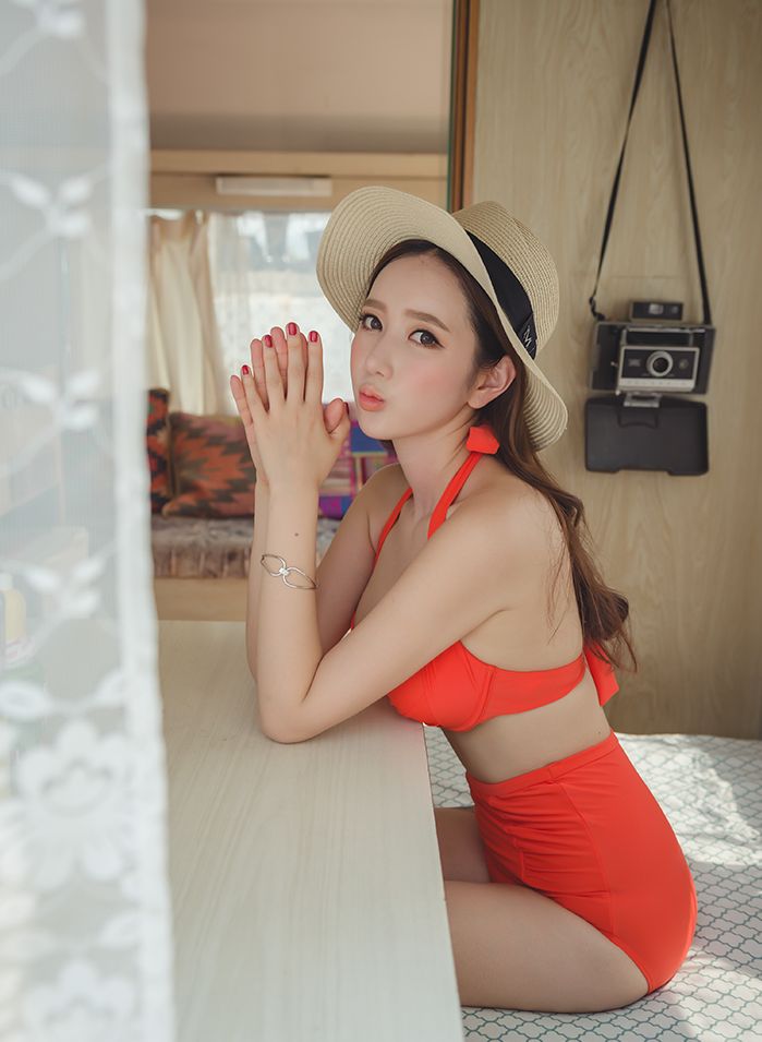 韩国网拍模特李妍静2017年MayBeach比基尼系列