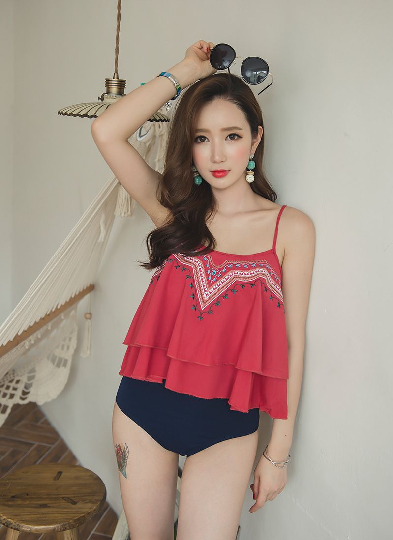 韩国网拍模特李妍静2017年MayBeach比基尼系列