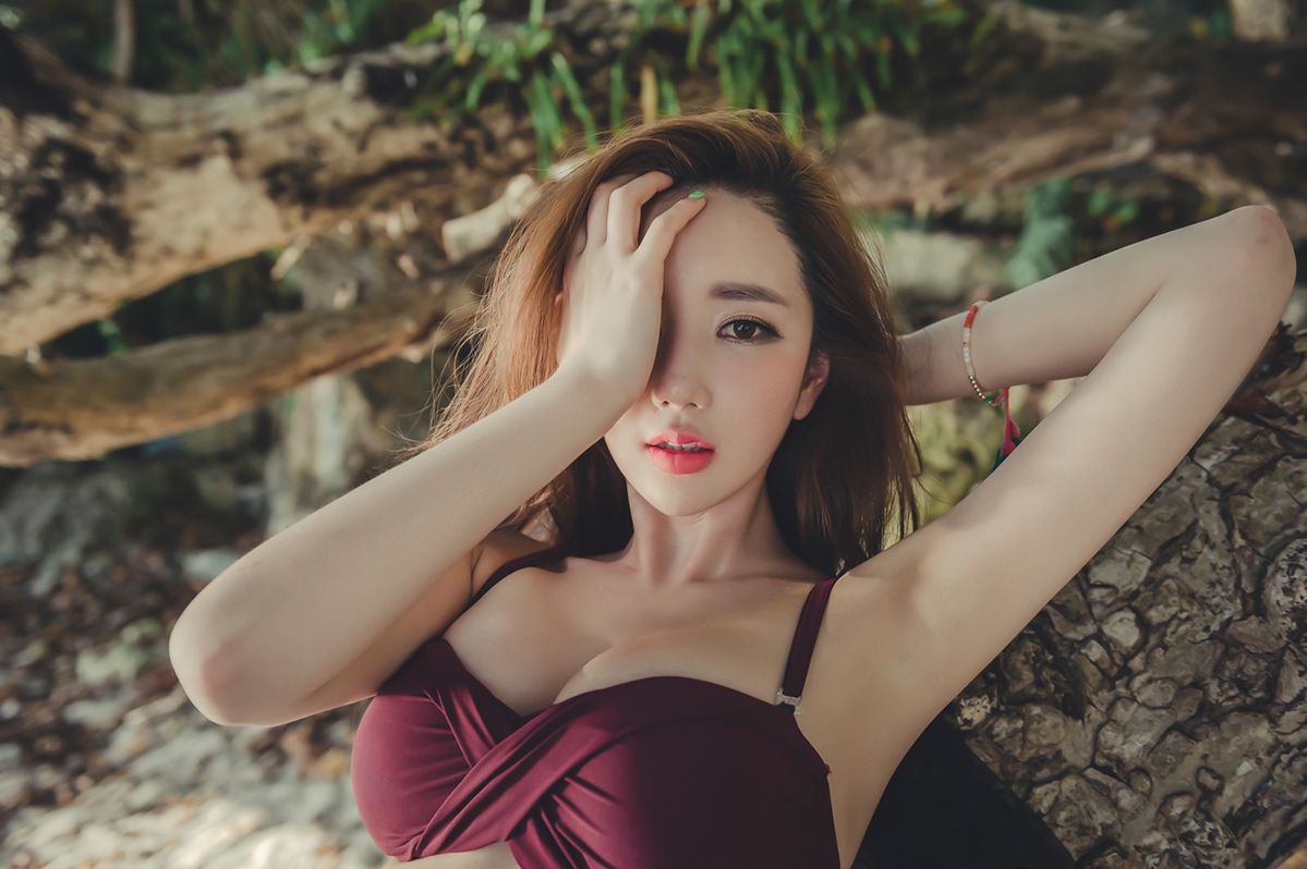 韩国网拍模特李妍静2017年MayBeach比基尼系列