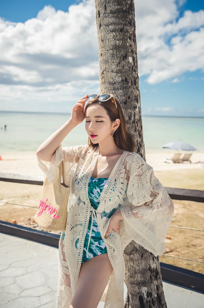 韩国网拍模特李妍静2017年MayBeach比基尼系列