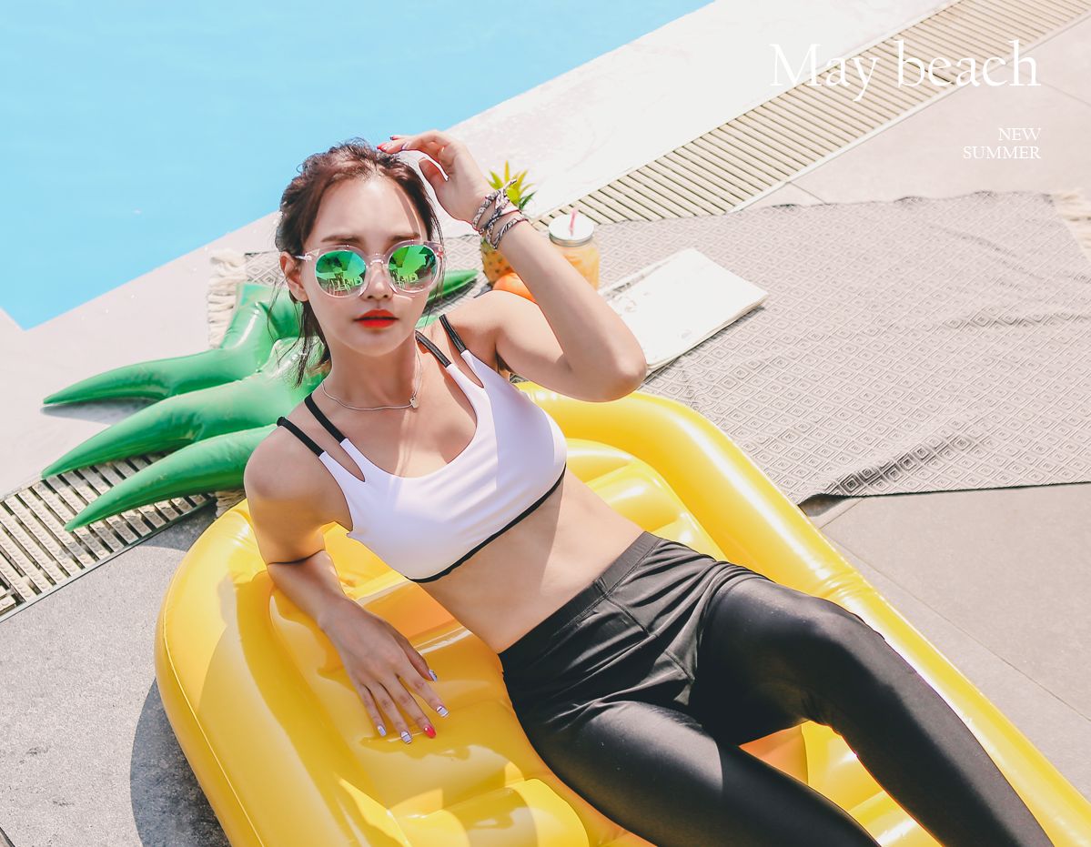 韩国人气网拍模特朴秀妍2017年泳装系列图集
