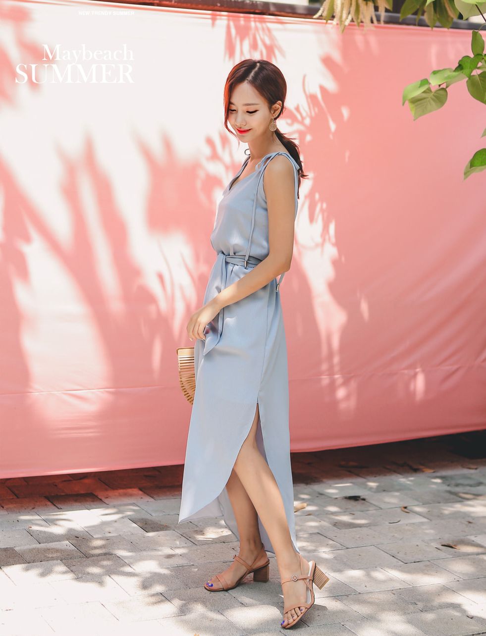 韩国养眼赛车女郎延智恩maybeach休闲装系列清新美图