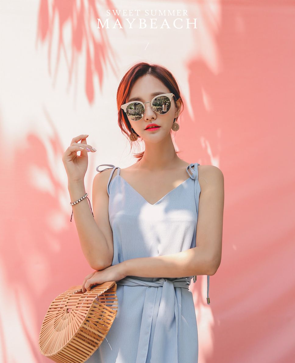 韩国养眼赛车女郎延智恩maybeach休闲装系列清新美图