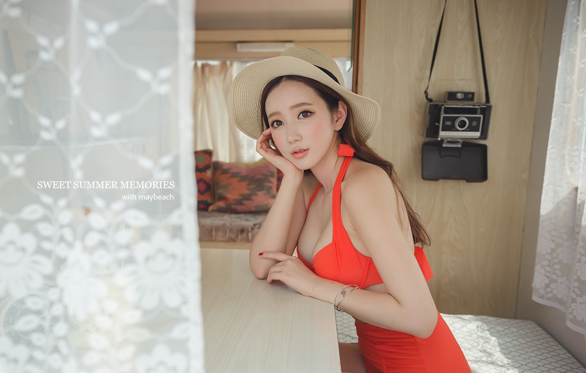 韩国网拍模特李妍静2017年MayBeach比基尼系列
