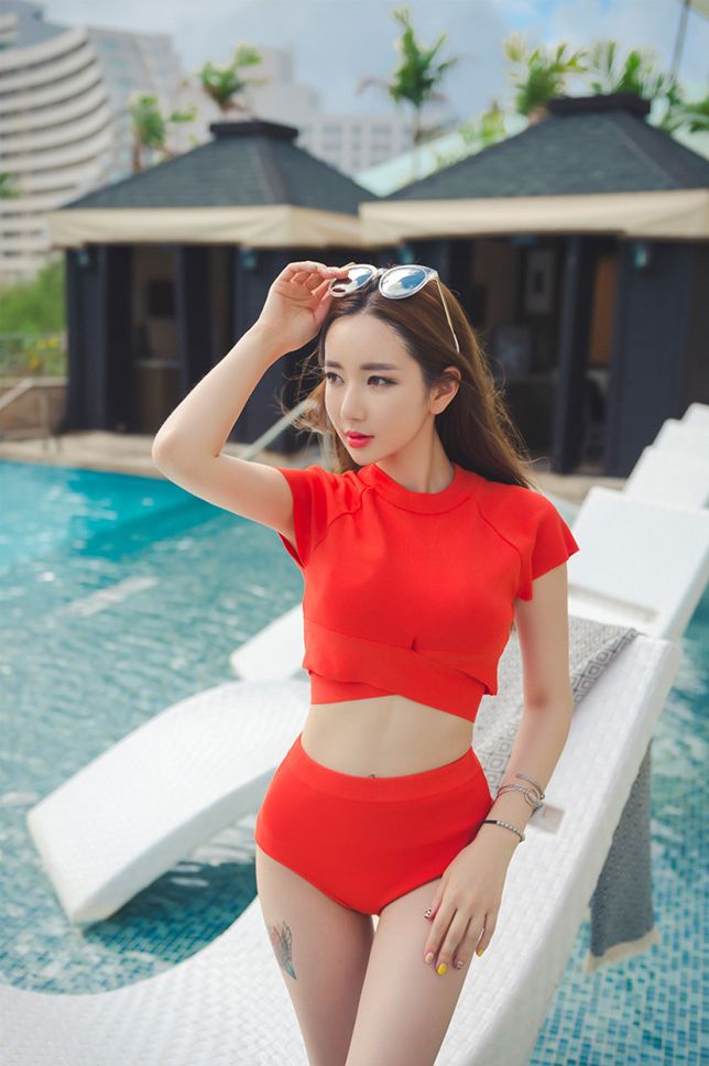 韩国网拍模特李妍静2017年MayBeach比基尼系列