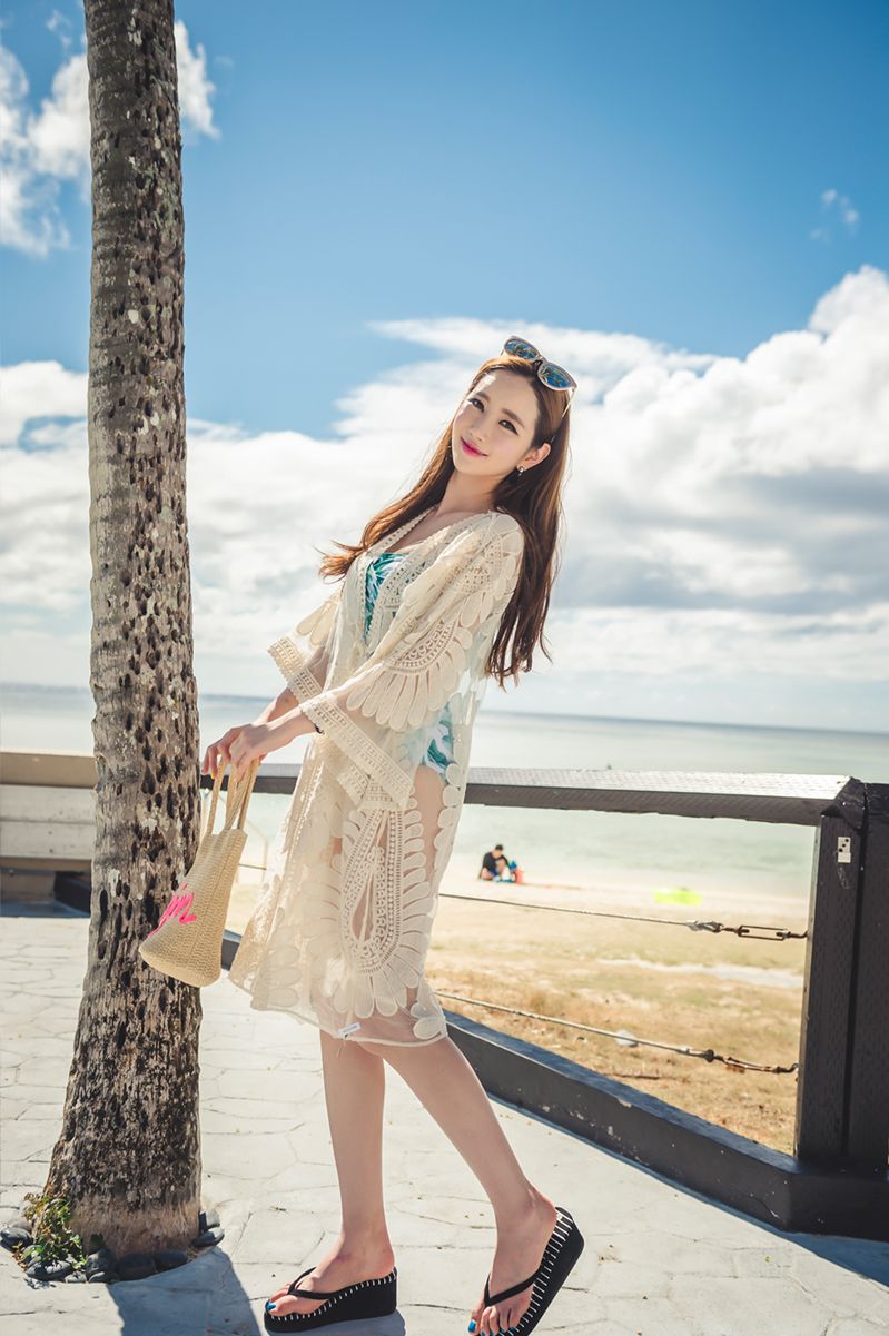 韩国网拍模特李妍静2017年MayBeach比基尼系列