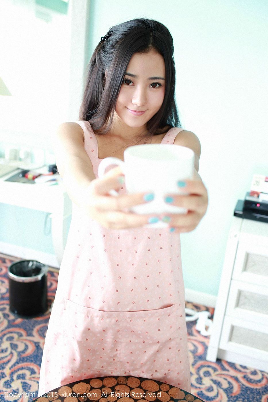 美臀女神玛鲁娜Manuela女仆围裙制服诱惑系列写真
