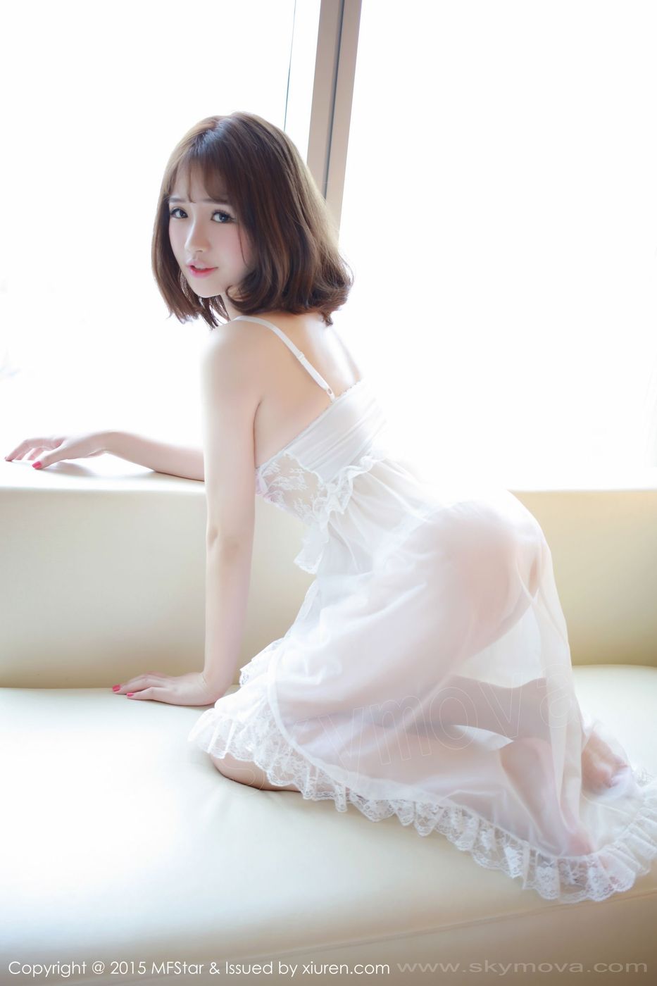 [MFStar模范学院] 粉嫩粉嫩养眼美女徐cake童颜巨乳第一套私房写真 VOL.012