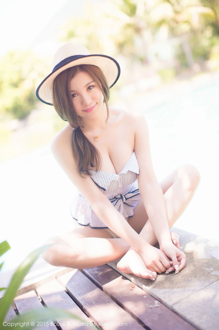 清新美女刘娅希比基尼爆乳泳衣诱惑三亚旅拍写真 VOL.014