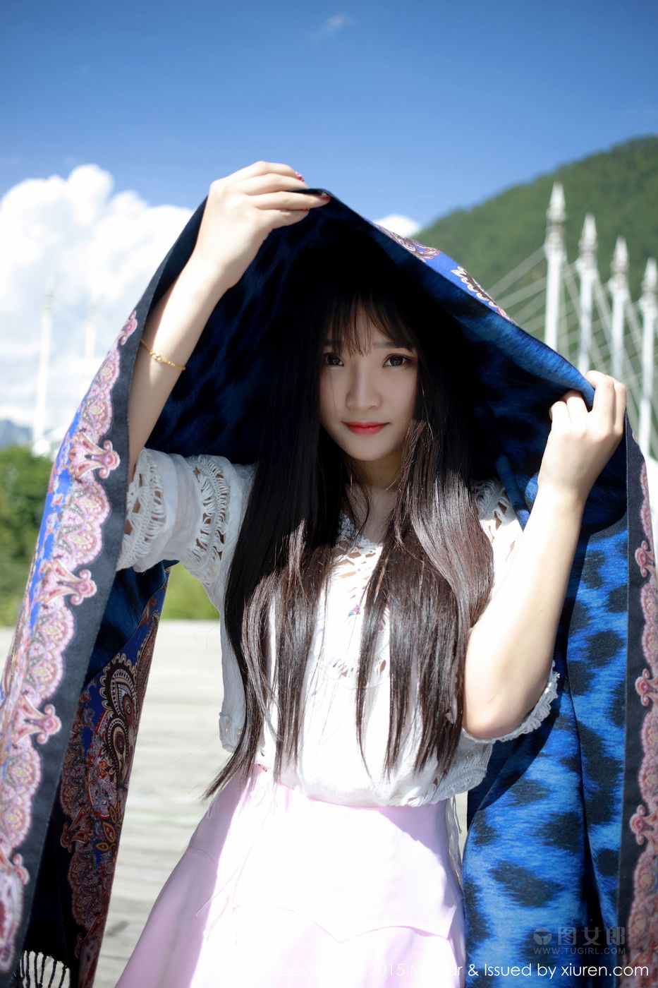 性感表妹夏瑶baby童颜巨乳内衣诱惑九寨沟旅拍 Vol.015