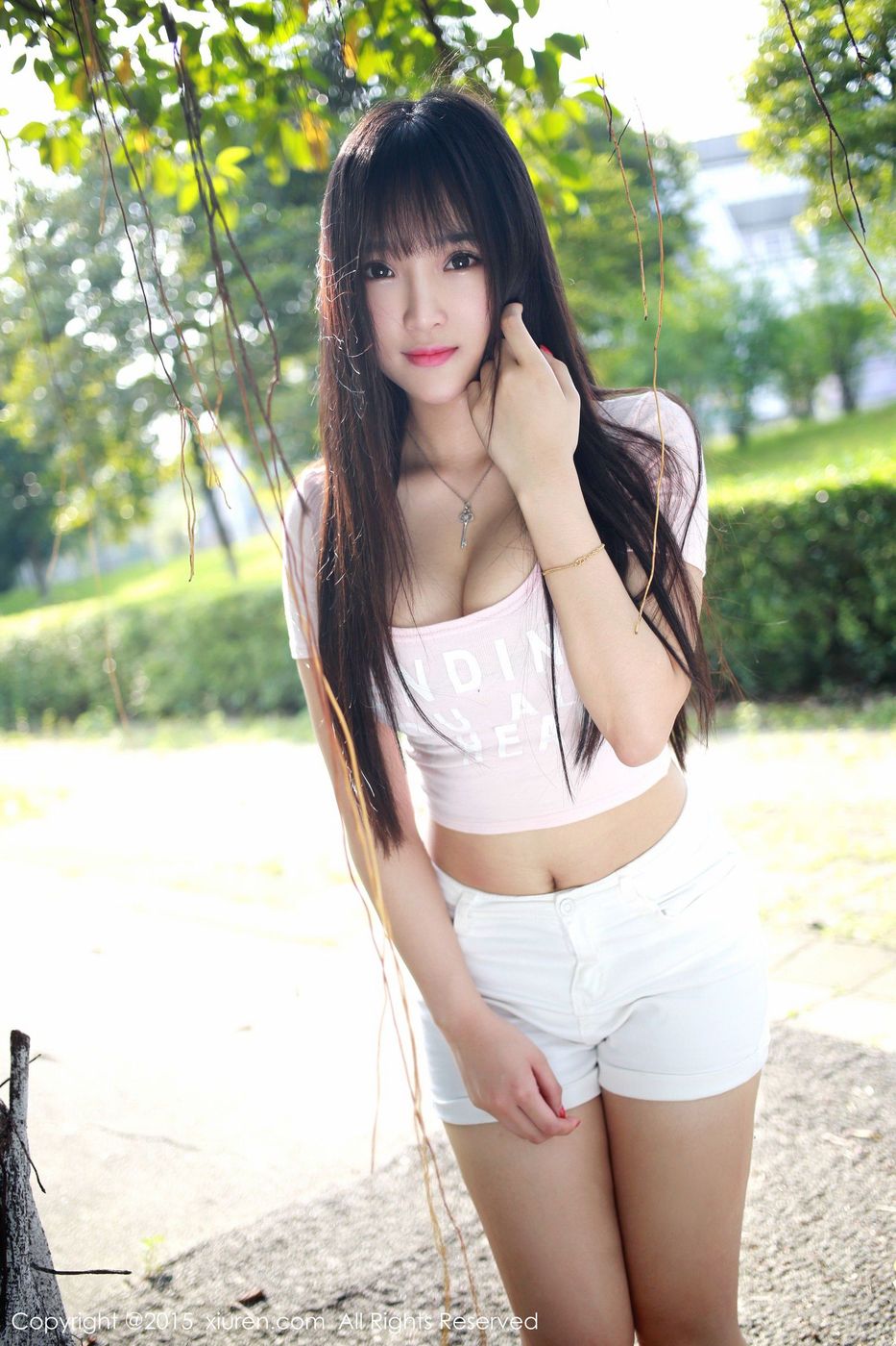 极品美女模特夏瑶baby广州大学城清新外拍 No.345