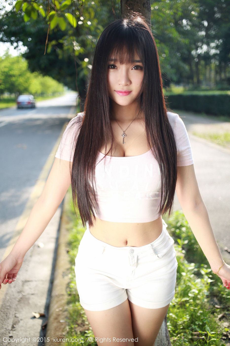 极品美女模特夏瑶baby广州大学城清新外拍 No.345