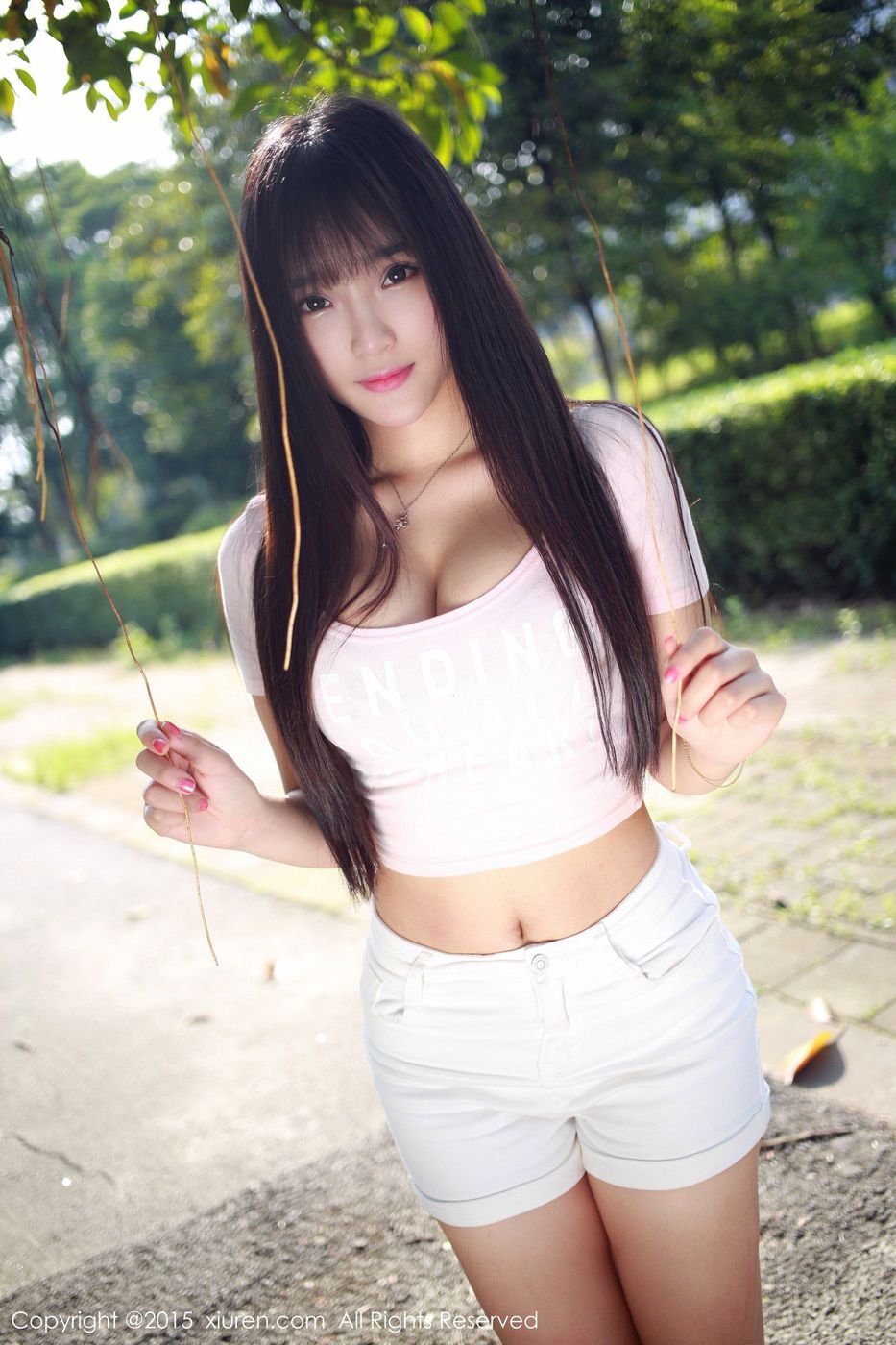 极品美女模特夏瑶baby广州大学城清新外拍 No.345