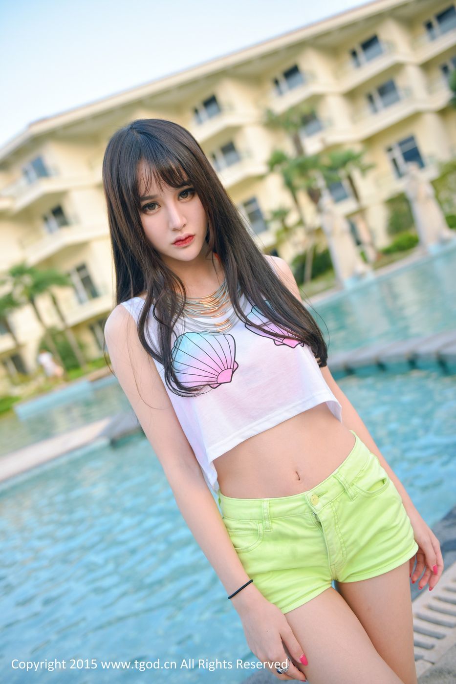 极品美女Cheryl青树死库水云曼户外旅拍第二刊