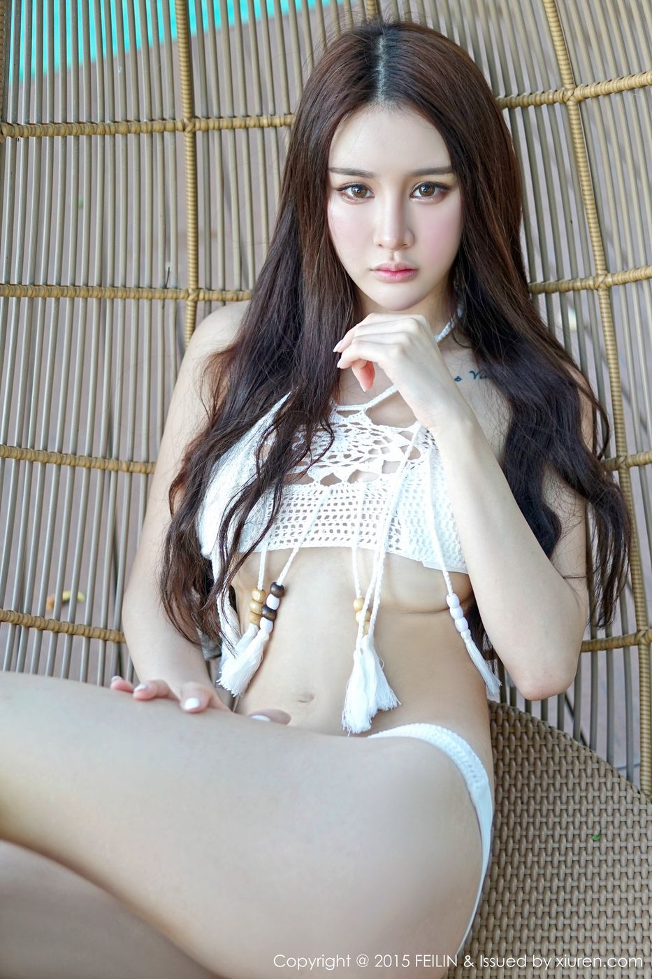 性感女神Cheryl青树泳池比基尼薄荷岛旅拍 VOL.020