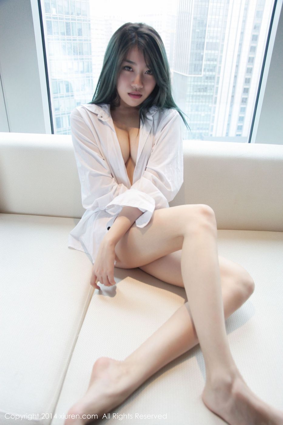 秀人网性感女神许诺Sabrina白衬衫美胸翘臀私房套图