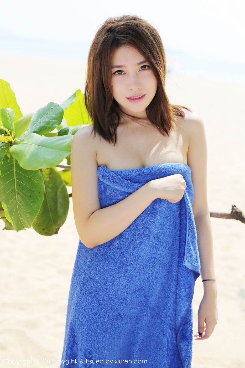美女模特许诺Sabrina性感睡衣浴巾裹胸三亚旅拍 Vol.228