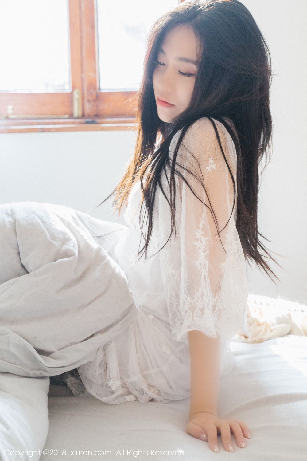 宅男女神许诺Sabrina清新薄纱早安女友写真 No.1024