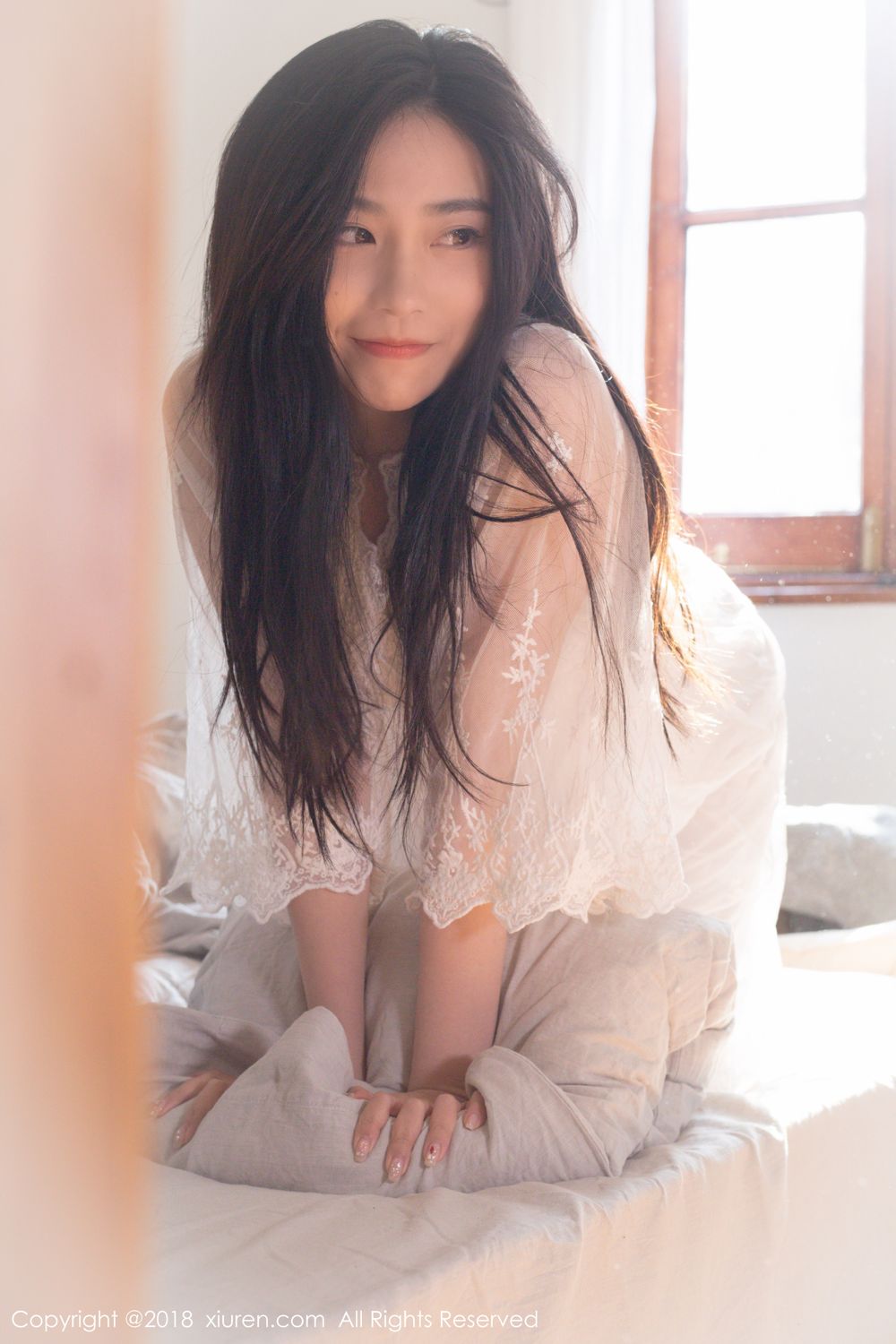 宅男女神许诺Sabrina清新薄纱早安女友写真 No.1024
