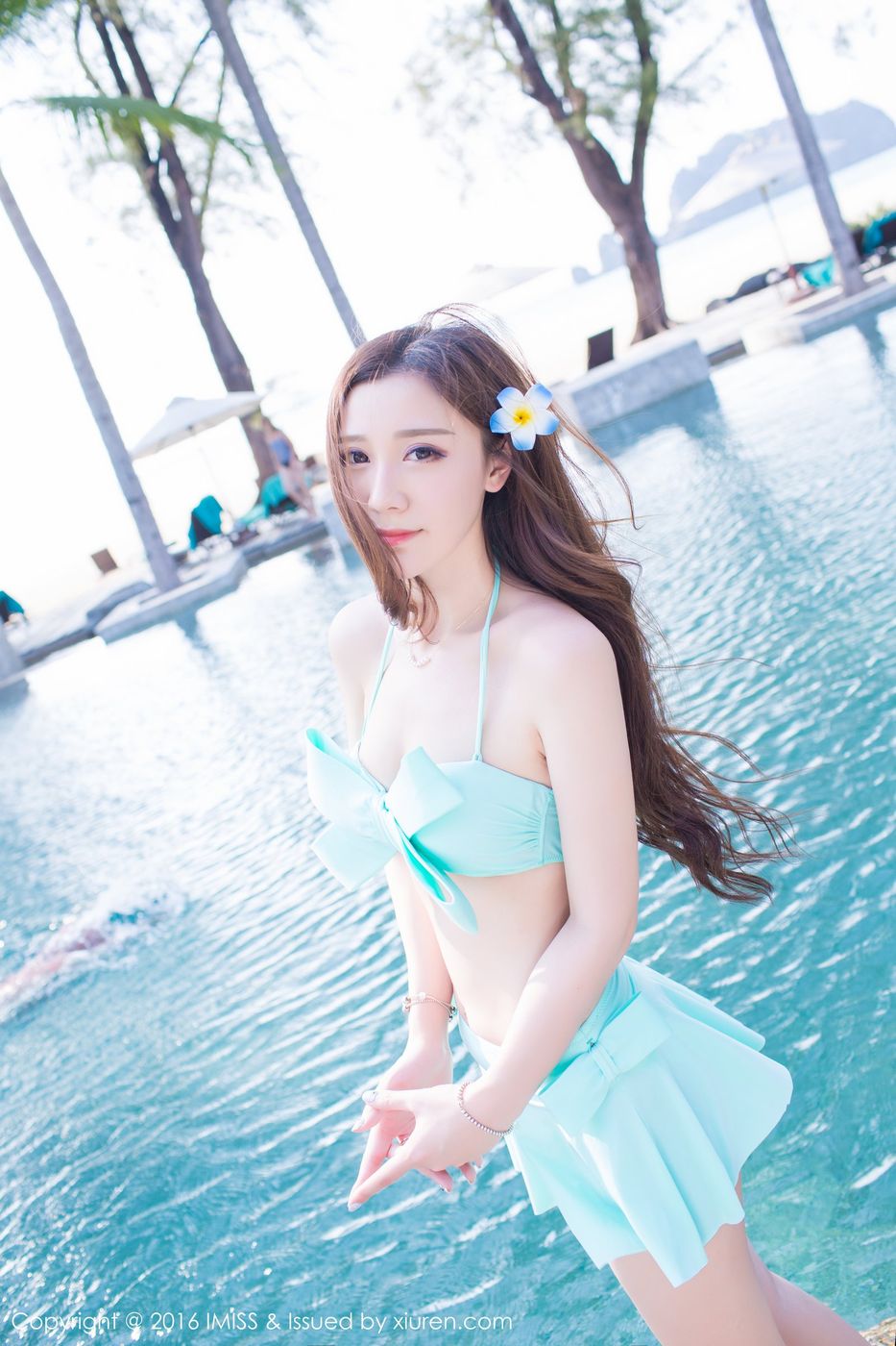 新人妹子淼淼萌萌哒沙滩泳衣比基尼兰卡威旅拍首套写真