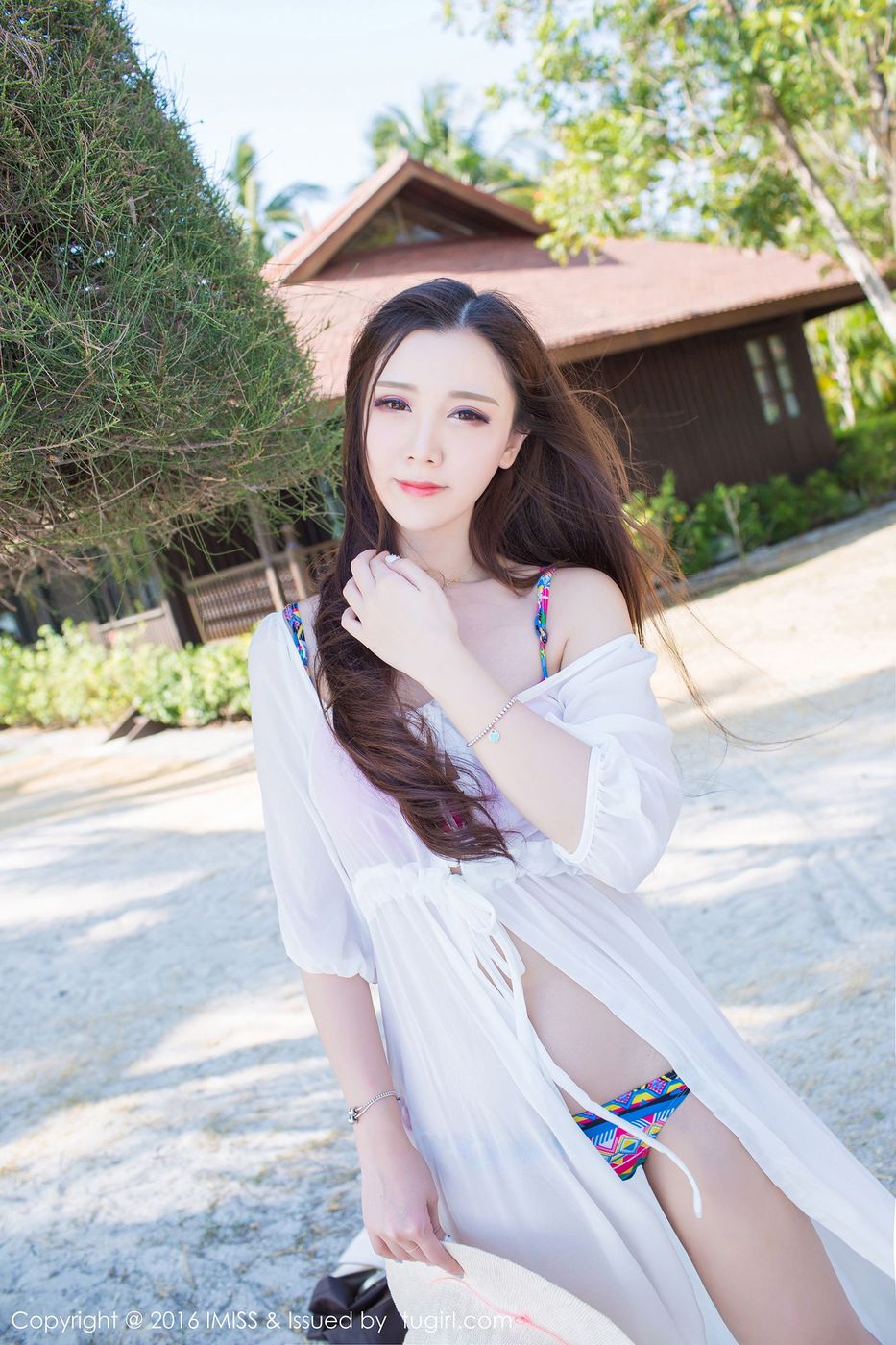 性感女神淼淼萌萌哒比基尼透视装兰卡威旅拍第二套